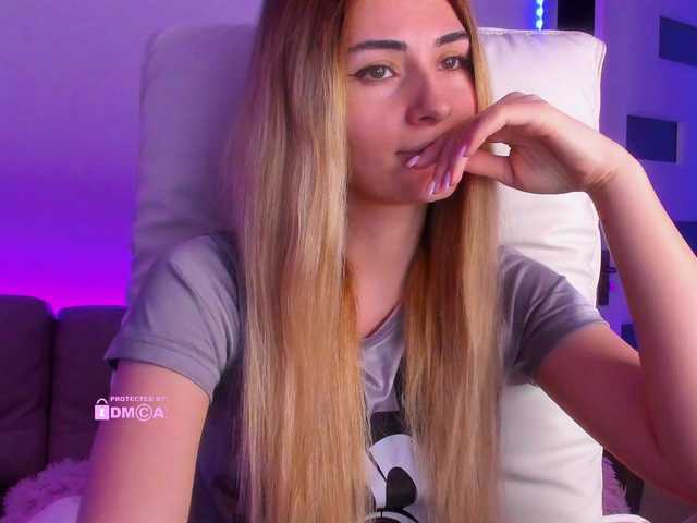 meow's BongaCams show and profile