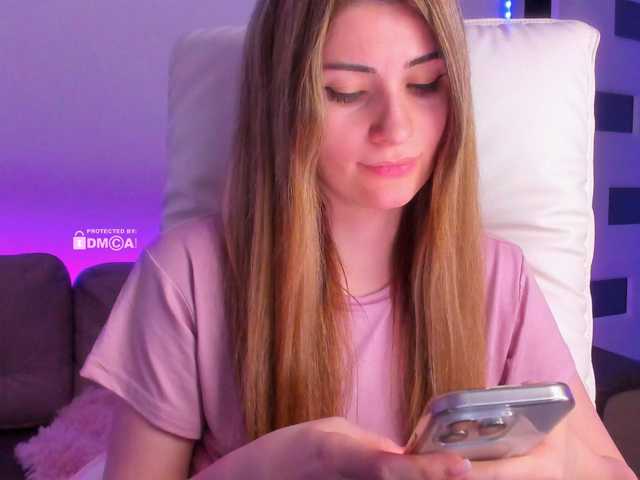 meow live cam on BongaCams