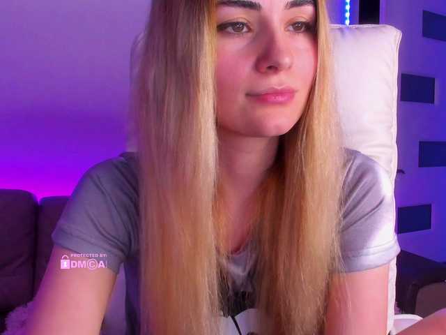 meow's BongaCams show and profile