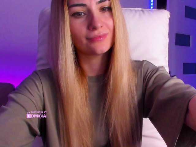 meow's BongaCams show and profile