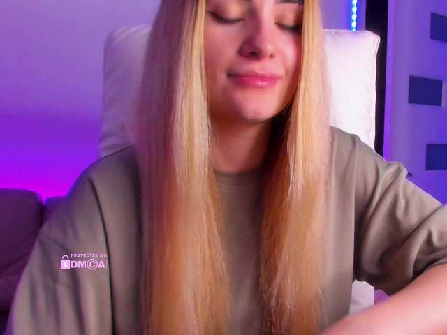 meow's BongaCams show and profile