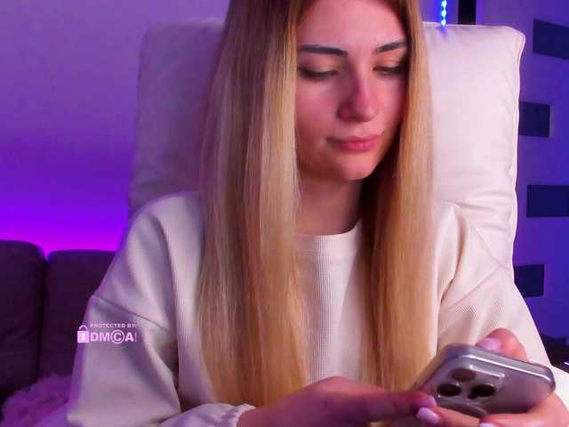 meow's BongaCams show and profile