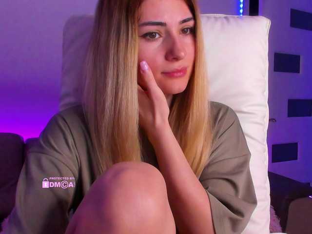 meow's BongaCams show and profile