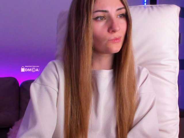 meow live cam preview