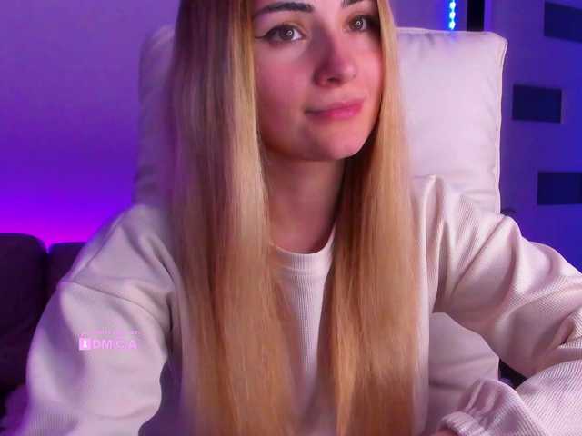 meow's BongaCams show and profile