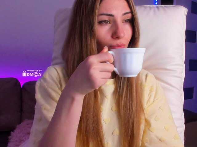 meow live cam on BongaCams