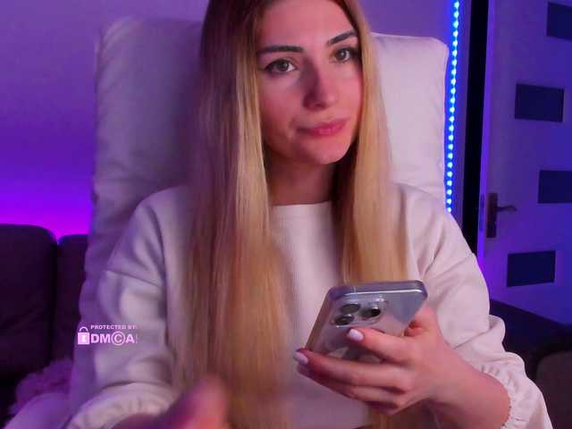 meow's BongaCams show and profile