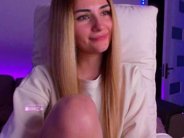 meow's BongaCams show and profile