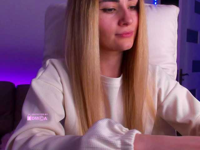 meow's BongaCams show and profile