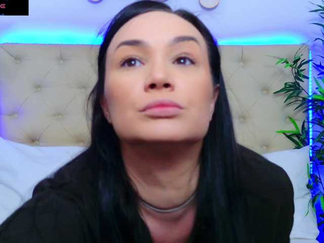 DaliyaArabian live cam on BongaCams