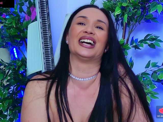 DaliyaArabian live cam on BongaCams