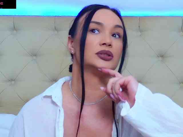 Modelo: DaliyaArabian