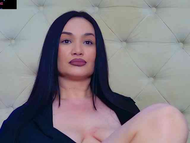 daliyaarabian's live room
