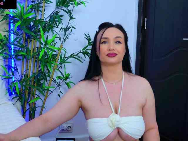 Modelo: DaliyaArabian