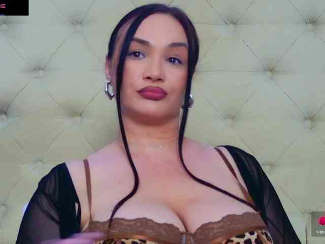 Modelo: DaliyaArabian
