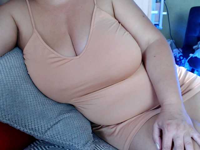 MiniCooperXXX live cam on BongaCams