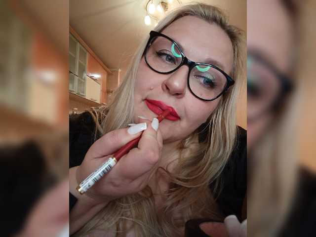 WifeyNusha, en vivo ahora en BongaCams