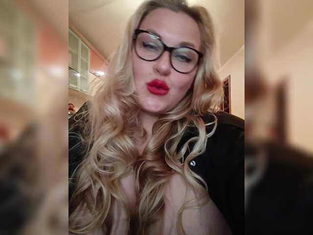 Pretty_NYUSHA