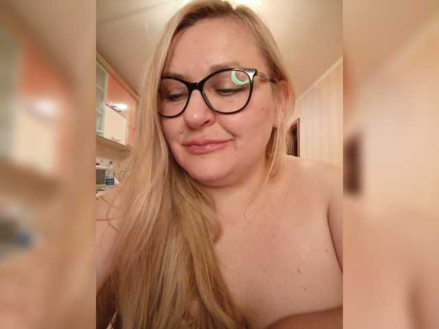 Pretty_NYUSHA live cam on BongaCams