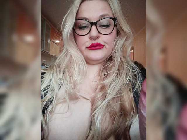 Pretty_NYUSHA live webcam show