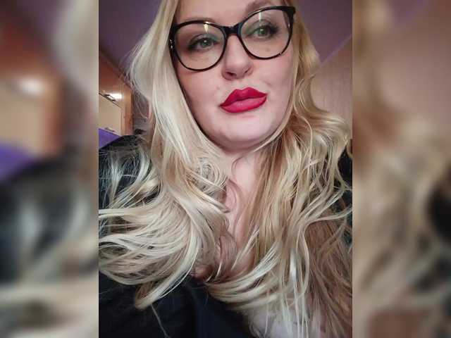 wifeynusha cam belle