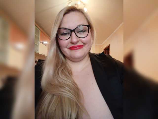 Pretty Nyusha live cam