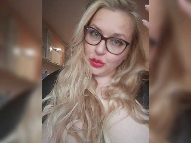 WifeyNusha Live Cam su BongaCams