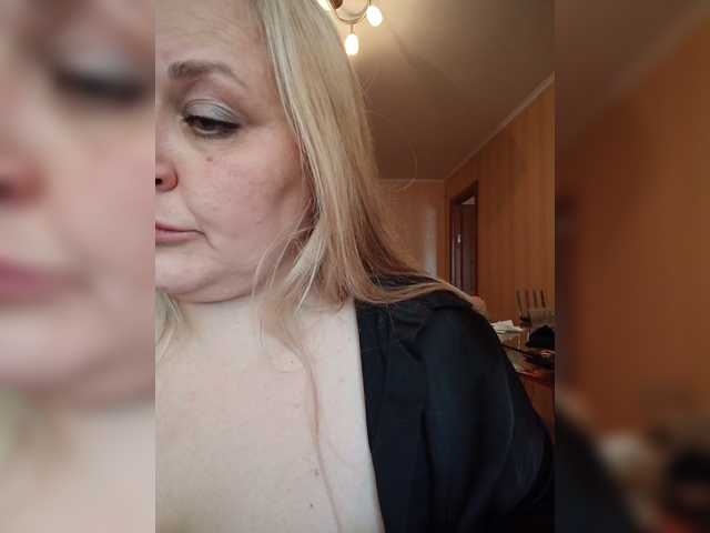 WifeyNusha live cam on BongaCams