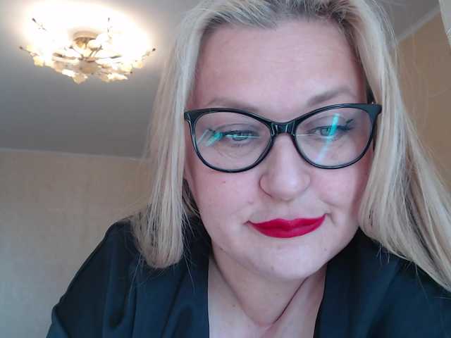 WifeyNusha live cam on BongaCams