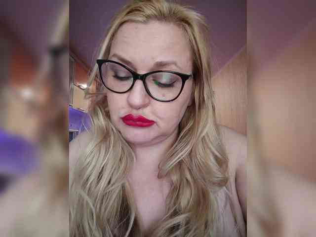 Pretty_NYUSHA webcam