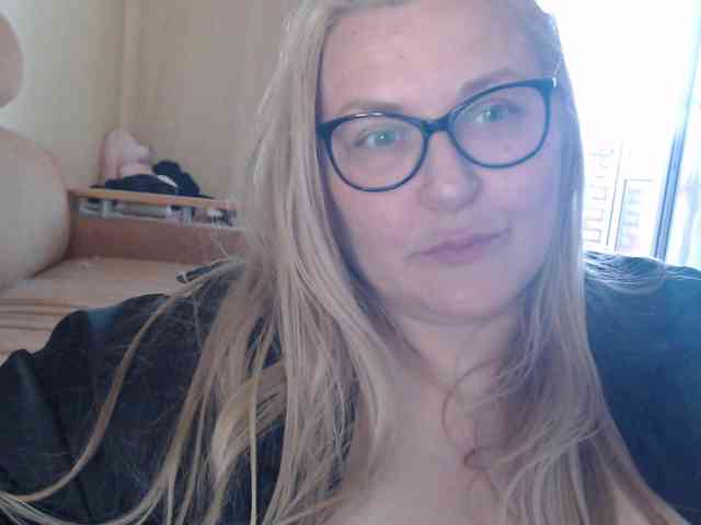 Pretty_NYUSHA webcam