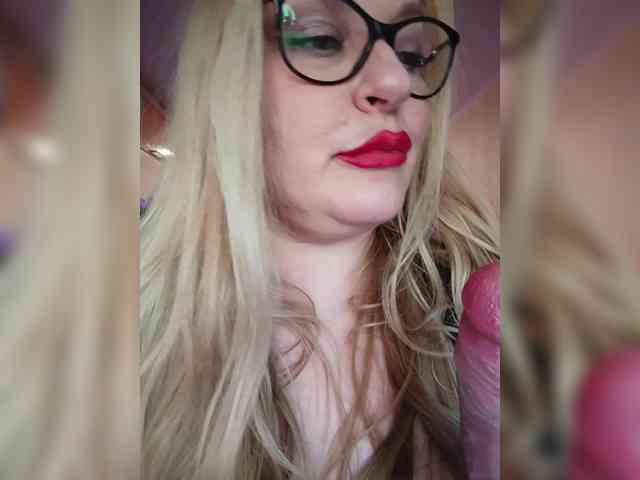 Pretty_NYUSHA webcam