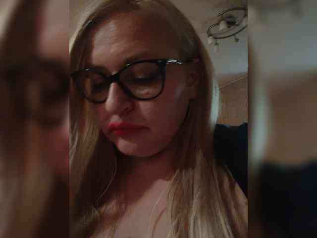 Pretty_NYUSHA webcam
