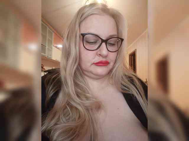 Pretty_NYUSHA webcam