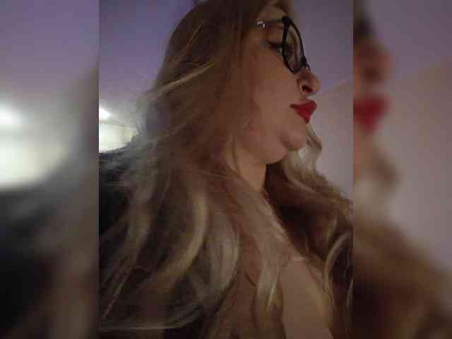 Pretty_NYUSHA webcam