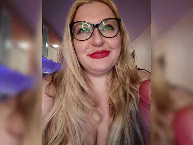 Pretty_NYUSHA webcam