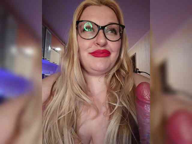 Pretty_NYUSHA webcam