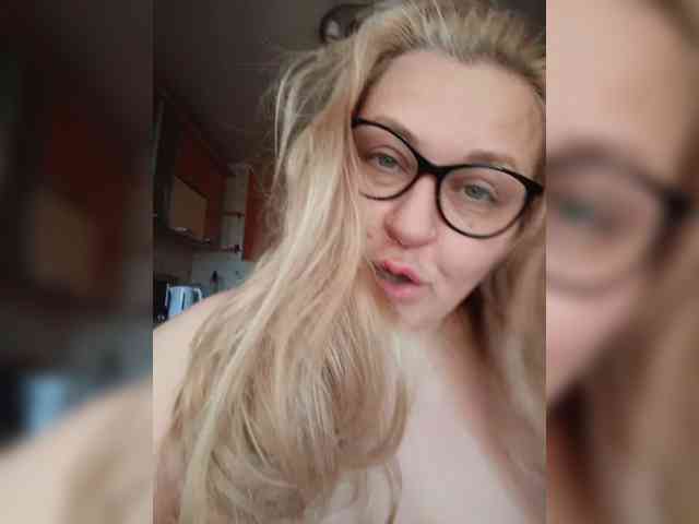 Pretty_NYUSHA webcam