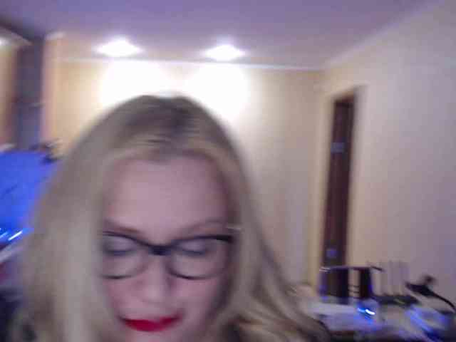 Pretty_NYUSHA webcam