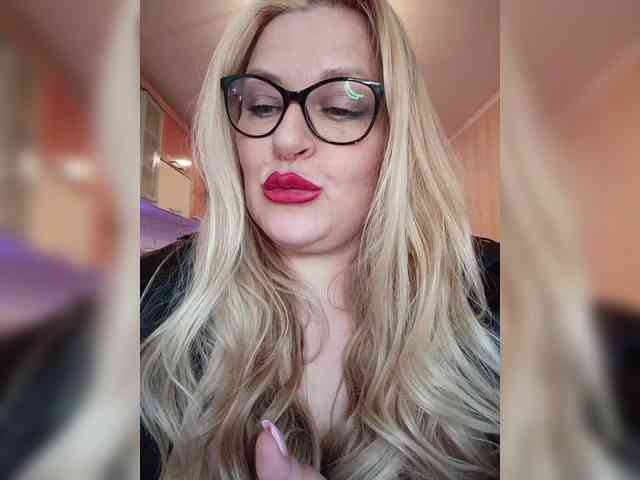 Pretty_NYUSHA webcam