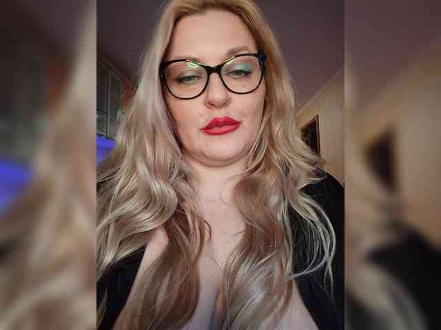 Pretty_NYUSHA webcam