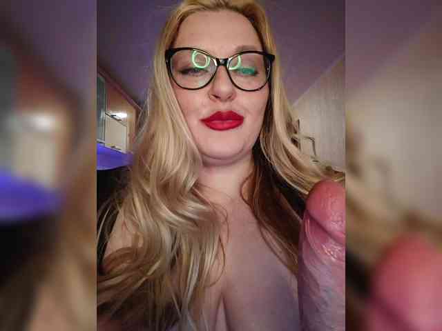 Pretty_NYUSHA webcam