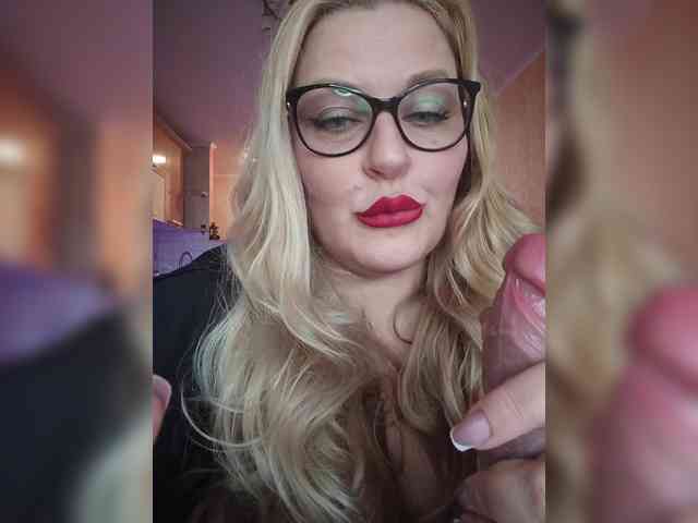 Pretty_NYUSHA webcam