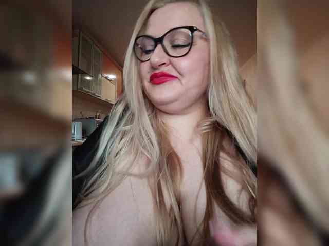 Pretty_NYUSHA webcam