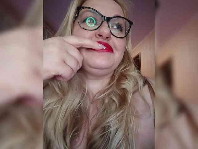 Pretty_NYUSHA webcam