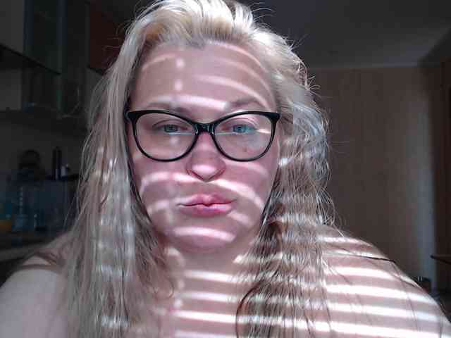 Pretty_NYUSHA webcam