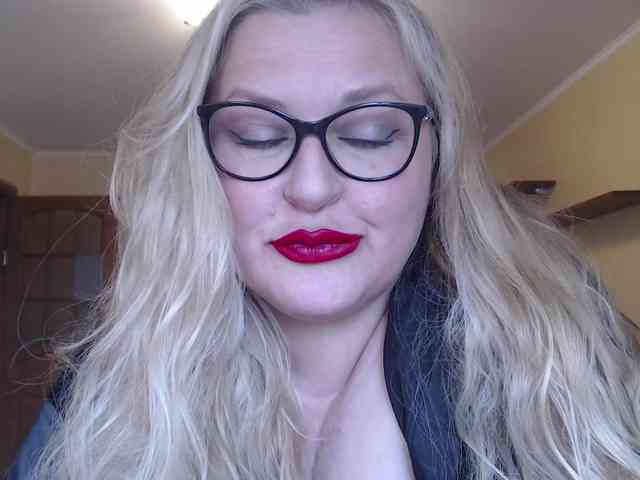 Pretty_NYUSHA webcam