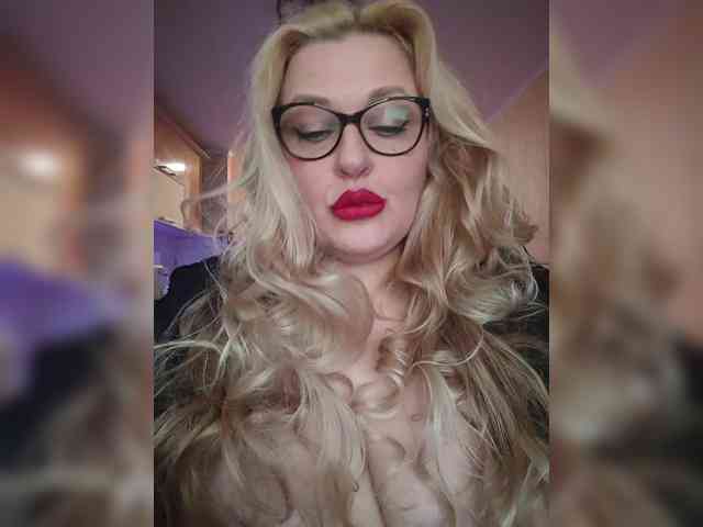 Pretty_NYUSHA webcam