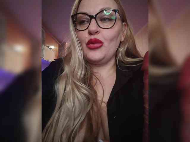 Pretty_NYUSHA webcam