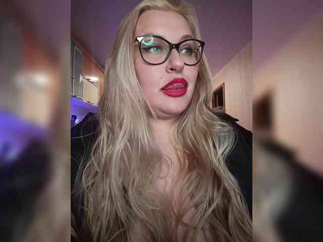 Pretty_NYUSHA webcam